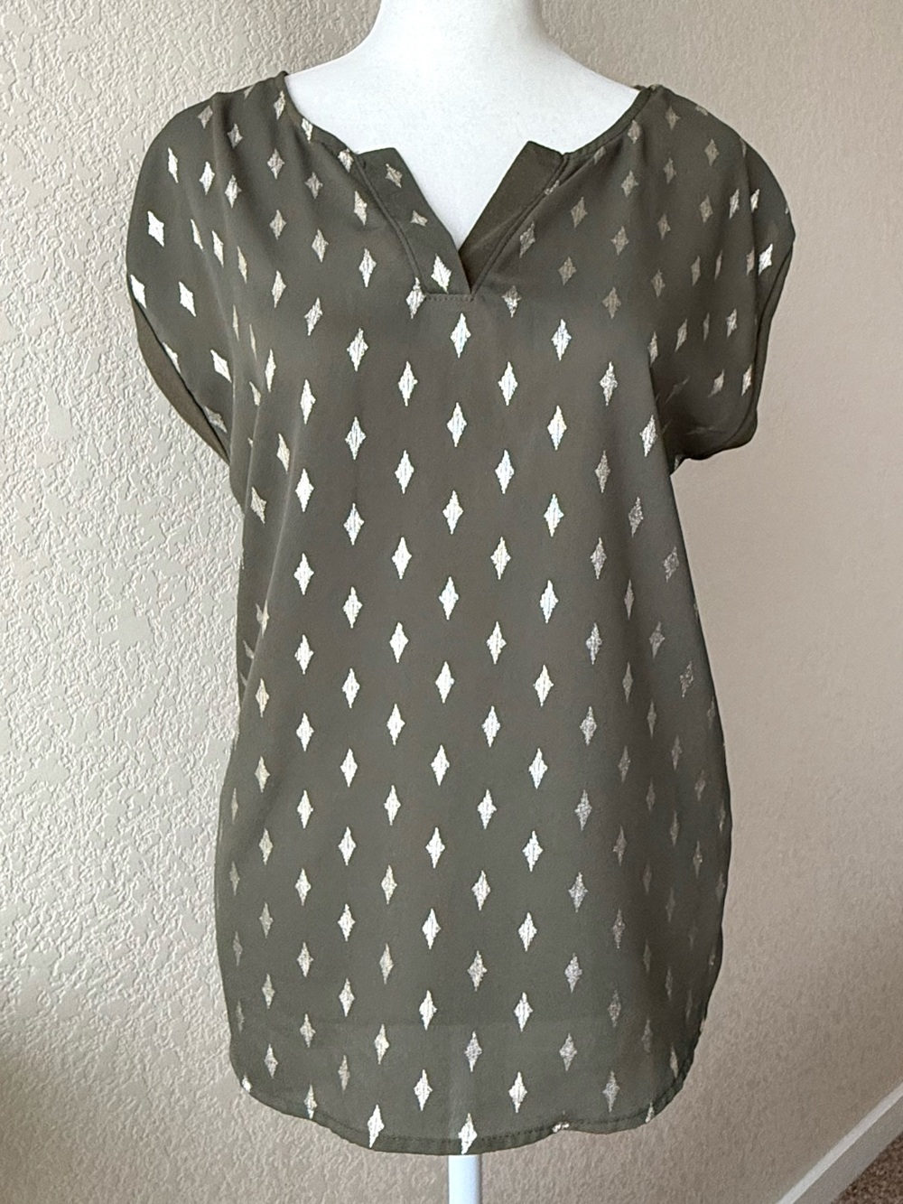 Papermoon Olive Green Metallic Diamond Split Neck Blouse XS